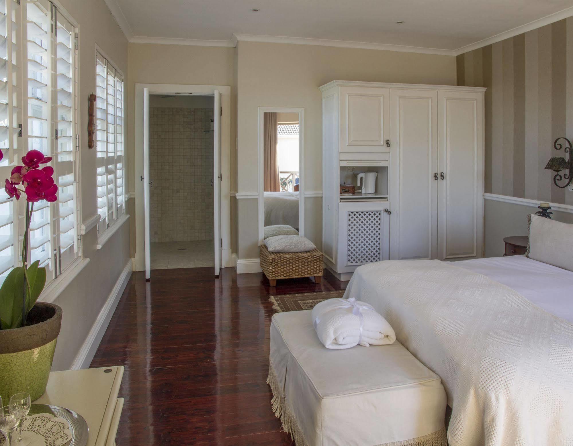 Admiralty Beach House Port Elizabeth Dış mekan fotoğraf